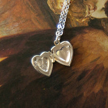 Load image into Gallery viewer, Vintage Tiny Silver Heart Locket Necklace