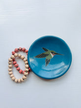 Load image into Gallery viewer, Ruby-throated Hummingbird Ceramic Ring Dish