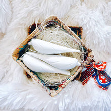 Load image into Gallery viewer, Mini Bird Trio Ornament Gift Set