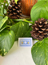 Load image into Gallery viewer, Vintage Gold Stud Earrings