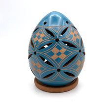 Load image into Gallery viewer, Geometric Flower Cutout Luminary