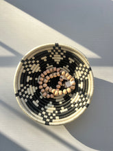 Load image into Gallery viewer, Boutique Kaleidoscope Woven Bowl Basket