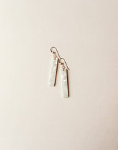Load image into Gallery viewer, Jasmine Bar Earrings