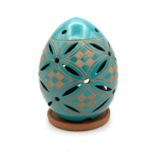 Load image into Gallery viewer, Geometric Flower Cutout Luminary