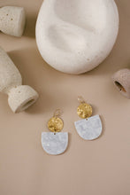Load image into Gallery viewer, Marina Earrings
