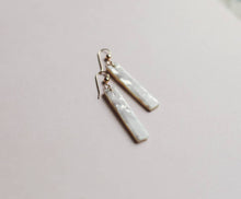 Load image into Gallery viewer, Jasmine Bar Earrings