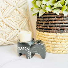 Load image into Gallery viewer, Home Decor - Dried Grass Basket - Black/Natural