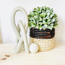 Load image into Gallery viewer, Home Decor - Dried Grass Basket - Black/Natural