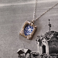 Load image into Gallery viewer, Vintage Picture Frame Locket Necklace
