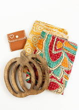 Load image into Gallery viewer, Mango Wood Pumpkin Trivet
