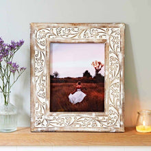 Load image into Gallery viewer, Antique Floral Wood Photo Frame
