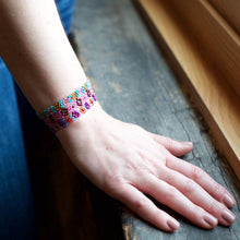 Load image into Gallery viewer, Flower Bracelet
