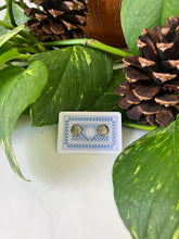 Load image into Gallery viewer, Vintage Silver Stud Earrings
