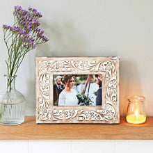 Load image into Gallery viewer, Antique Floral Wood Photo Frame
