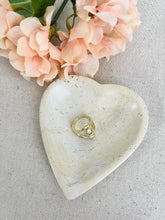 Load image into Gallery viewer, Jewelry Dishes - Natural Stone Heart Dish
